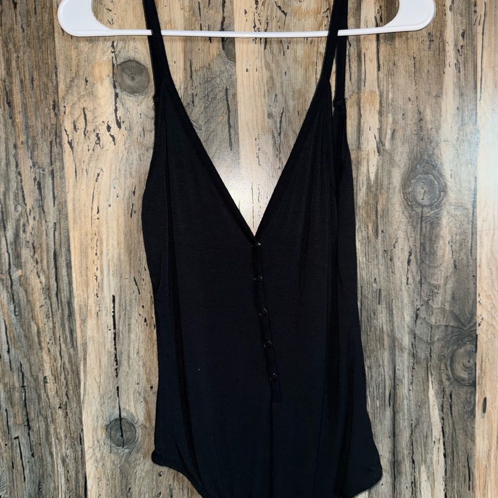 Black Sleeveless Women's bodysuit